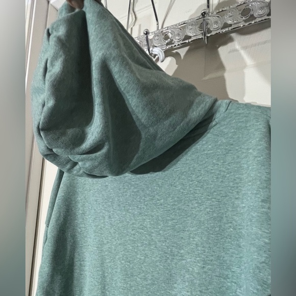 PUMA Refresh Hoodie drawstring drop shoulder athletic lounge cozy shirt Small - Picture 8 of 8